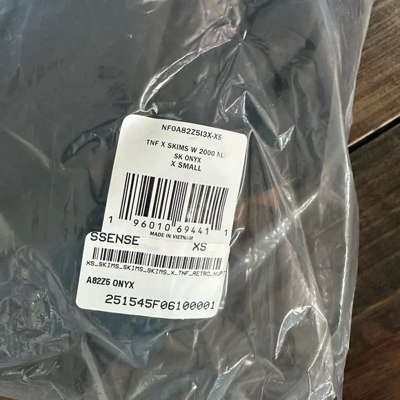 The North Face X SKIMS Retro 2000 Nupse Jacket - Picture 5 of 5